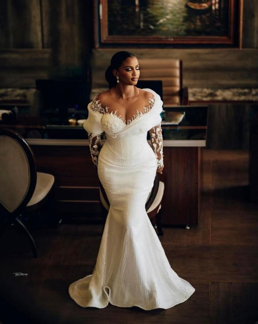 Robe de mariée blanche sirène romantique