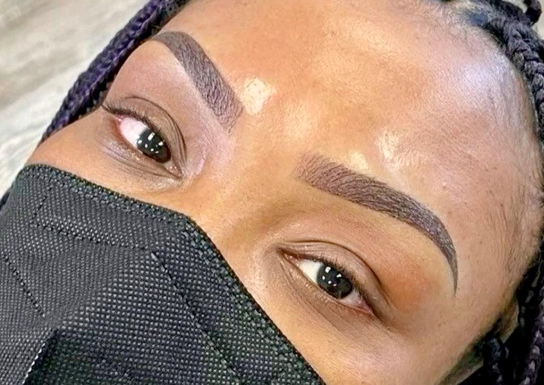 Microshading des sourcils